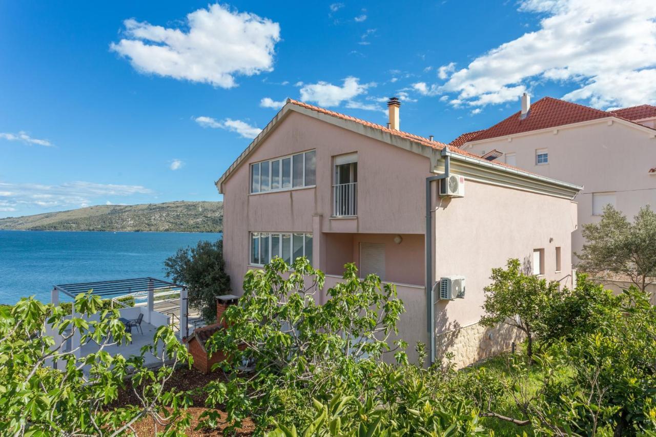 Apartments By The Sea Poljica, Trogir - 19316 Marina Kültér fotó